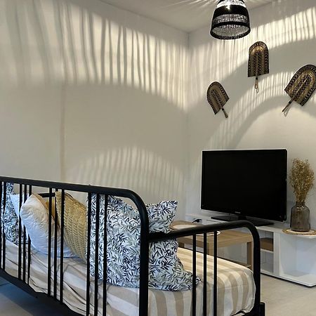 Spacieux T2 Climatise - Pres Du Centre Ville ناربون المظهر الخارجي الصورة